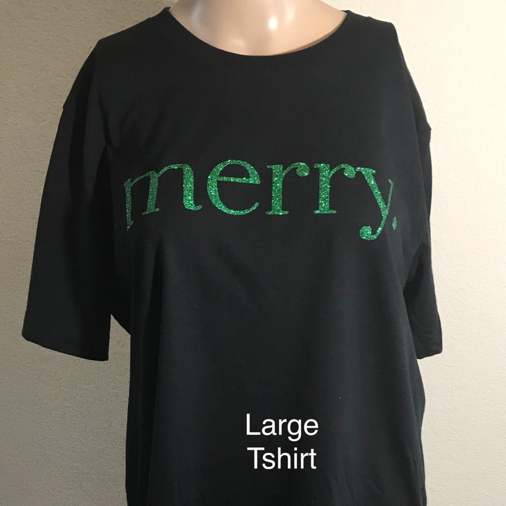 merry. Holiday Tshirt - Green